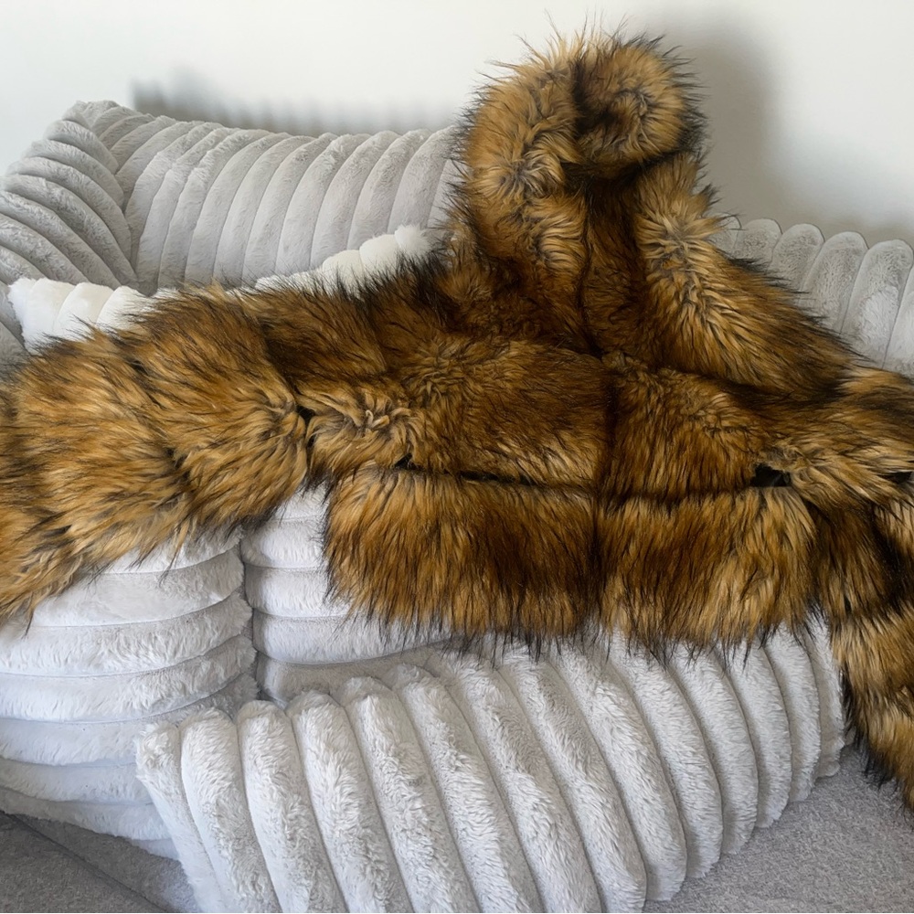 Luxurious Faux Fur Coat in Rich Brown